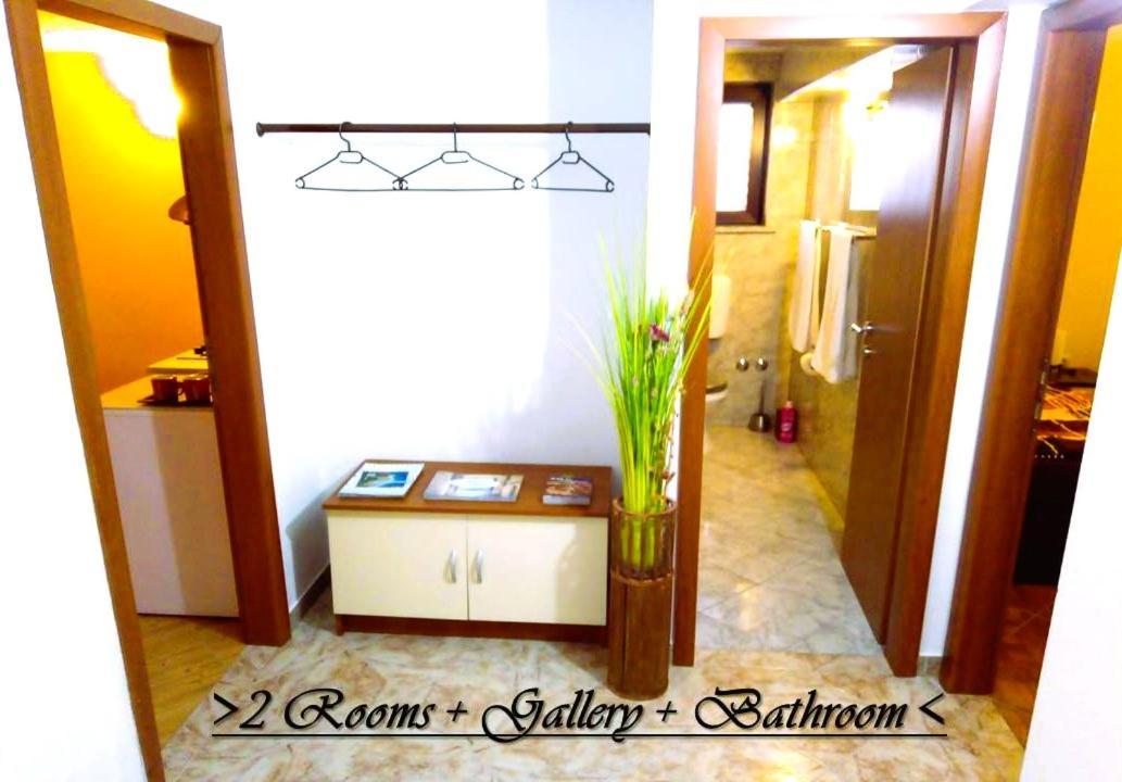 House White Stone Split Apartment Podstrana Room photo