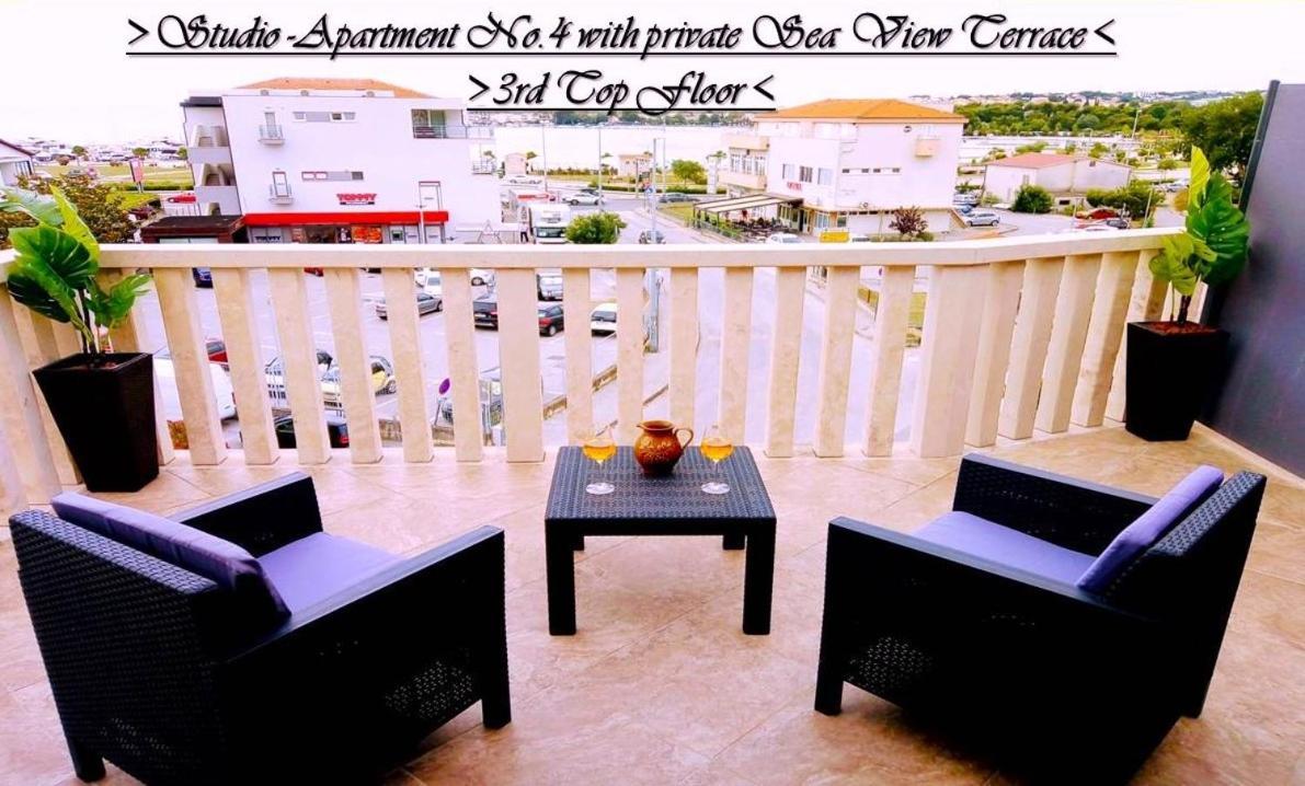 House White Stone Split Apartment Podstrana Room photo
